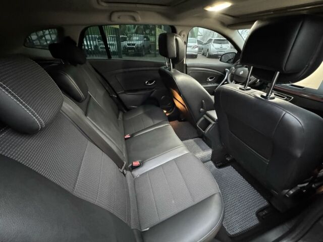 Серый Рено Меган, объемом двигателя 1.8 л и пробегом 309 тыс. км за 8900 $, фото 11 на Automoto.ua