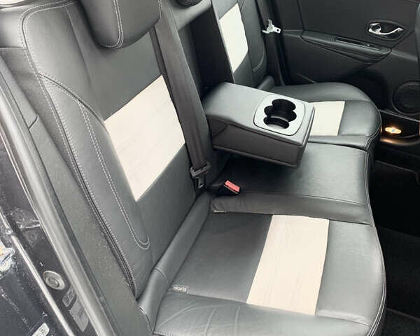 Серый Рено Меган, объемом двигателя 1.5 л и пробегом 237 тыс. км за 8250 $, фото 4 на Automoto.ua