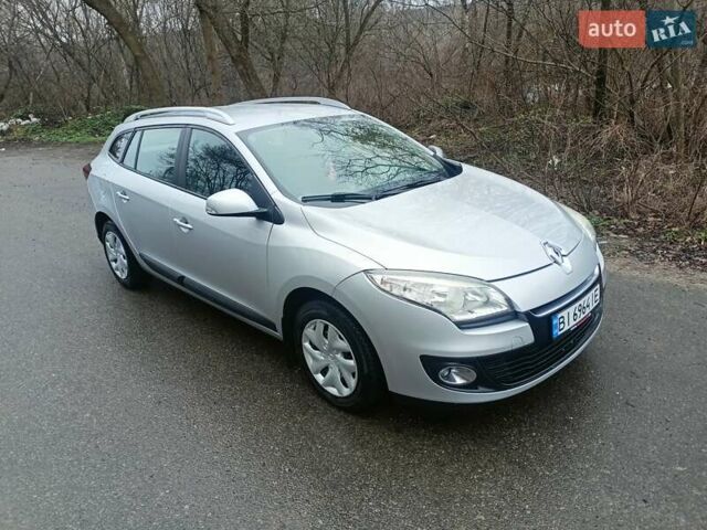 Серый Рено Меган, объемом двигателя 1.46 л и пробегом 247 тыс. км за 8200 $, фото 9 на Automoto.ua