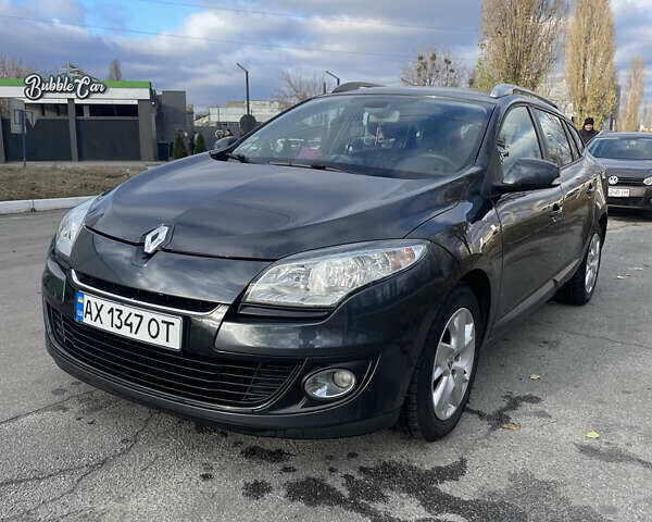 Серый Рено Меган, объемом двигателя 1.5 л и пробегом 270 тыс. км за 8200 $, фото 2 на Automoto.ua