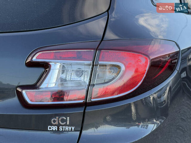 Сірий Рено Меган, об'ємом двигуна 1.5 л та пробігом 235 тис. км за 8900 $, фото 21 на Automoto.ua