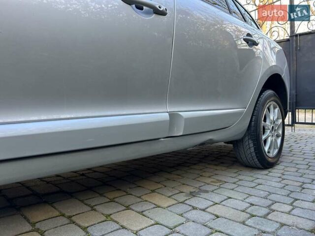 Сірий Рено Меган, об'ємом двигуна 1.6 л та пробігом 266 тис. км за 6300 $, фото 15 на Automoto.ua