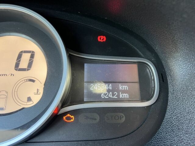 Серый Рено Меган, объемом двигателя 1.5 л и пробегом 245 тыс. км за 6400 $, фото 7 на Automoto.ua