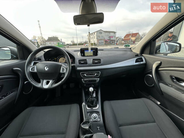 Сірий Рено Меган, об'ємом двигуна 1.5 л та пробігом 97 тис. км за 10299 $, фото 7 на Automoto.ua
