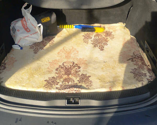 Серый Рено Меган, объемом двигателя 1.46 л и пробегом 212 тыс. км за 7800 $, фото 6 на Automoto.ua