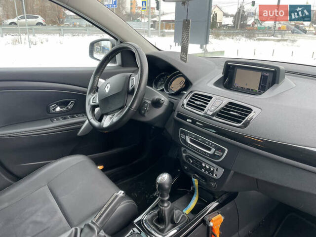 Сірий Рено Меган, об'ємом двигуна 1.46 л та пробігом 281 тис. км за 7990 $, фото 24 на Automoto.ua
