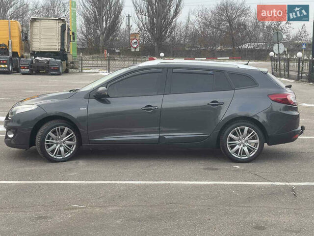 Серый Рено Меган, объемом двигателя 1.5 л и пробегом 275 тыс. км за 8799 $, фото 3 на Automoto.ua