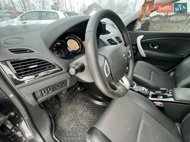 Сірий Рено Меган, об'ємом двигуна 1.5 л та пробігом 298 тис. км за 8399 $, фото 26 на Automoto.ua
