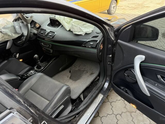 Сірий Рено Меган, об'ємом двигуна 1.6 л та пробігом 150 тис. км за 3500 $, фото 5 на Automoto.ua