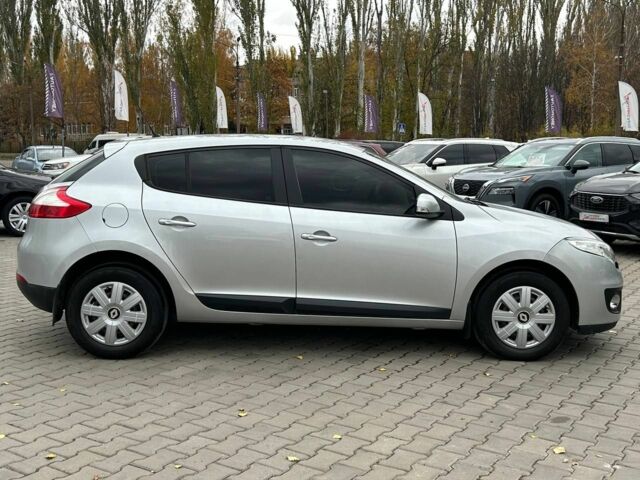 Серый Рено Меган, объемом двигателя 1.5 л и пробегом 289 тыс. км за 7500 $, фото 7 на Automoto.ua