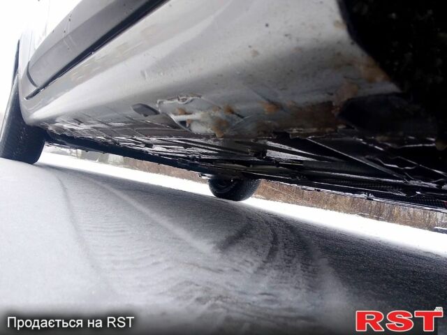 Сірий Рено Меган, об'ємом двигуна 1.6 л та пробігом 230 тис. км за 7400 $, фото 8 на Automoto.ua