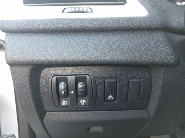 Серый Рено Меган, объемом двигателя 1.5 л и пробегом 280 тыс. км за 8300 $, фото 14 на Automoto.ua