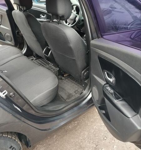 Сірий Рено Меган, об'ємом двигуна 1.46 л та пробігом 282 тис. км за 6600 $, фото 11 на Automoto.ua