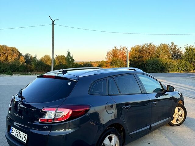 Серый Рено Меган, объемом двигателя 15 л и пробегом 0 тыс. км за 7400 $, фото 2 на Automoto.ua