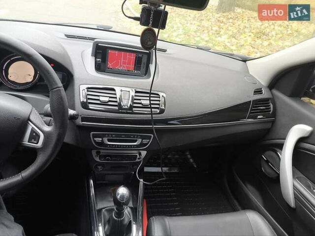 Серый Рено Меган, объемом двигателя 1.5 л и пробегом 290 тыс. км за 8400 $, фото 2 на Automoto.ua