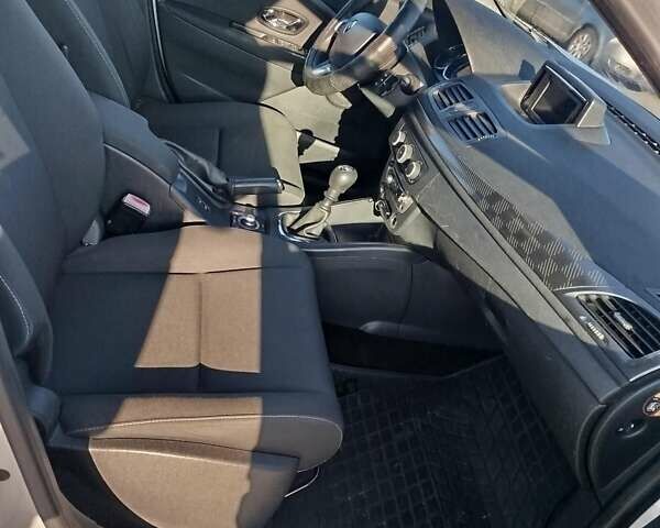 Сірий Рено Меган, об'ємом двигуна 1.46 л та пробігом 267 тис. км за 6800 $, фото 11 на Automoto.ua