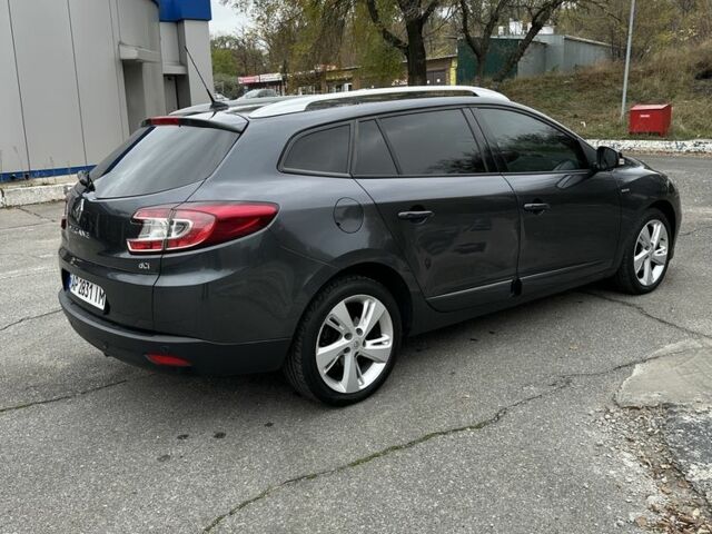 Серый Рено Меган, объемом двигателя 1.5 л и пробегом 320 тыс. км за 9300 $, фото 8 на Automoto.ua