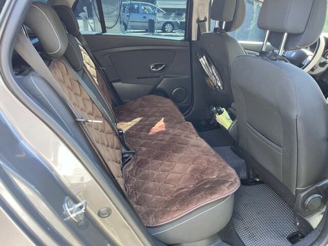 Серый Рено Меган, объемом двигателя 1.5 л и пробегом 204 тыс. км за 7900 $, фото 6 на Automoto.ua