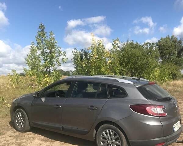 Рено Меган 2012 у Лубнах на Automoto.ua Сірий Рено Меган, об'ємом двигуна 1.5 л та пробігом 289 тис. км за 7800 $, фото 8 на Automoto.ua
