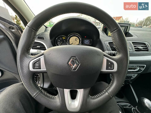 Сірий Рено Меган, об'ємом двигуна 1.5 л та пробігом 97 тис. км за 10299 $, фото 12 на Automoto.ua