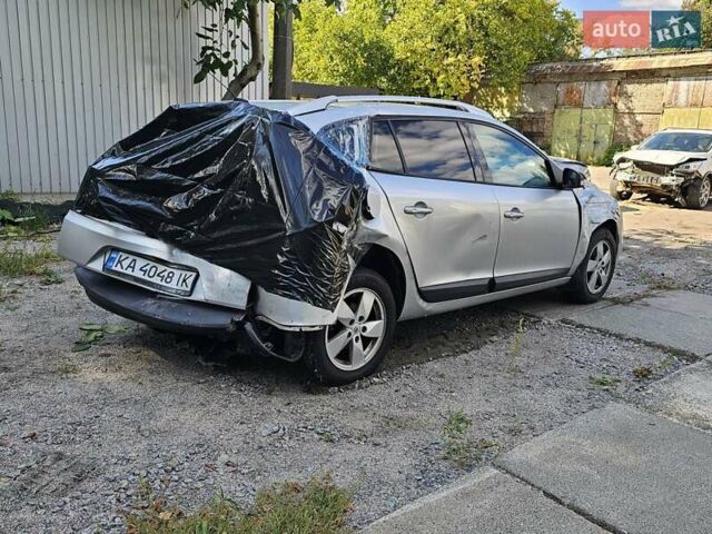 Сірий Рено Меган, об'ємом двигуна 1.46 л та пробігом 170 тис. км за 2900 $, фото 9 на Automoto.ua