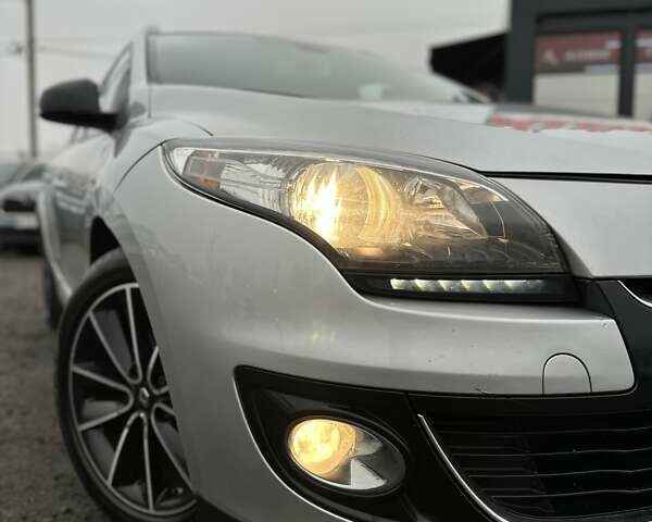 Серый Рено Меган, объемом двигателя 1.46 л и пробегом 289 тыс. км за 7999 $, фото 1 на Automoto.ua