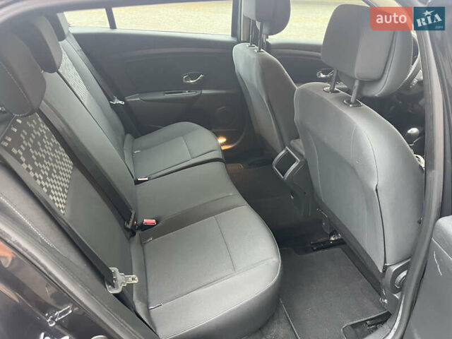 Серый Рено Меган, объемом двигателя 1.5 л и пробегом 210 тыс. км за 8300 $, фото 27 на Automoto.ua