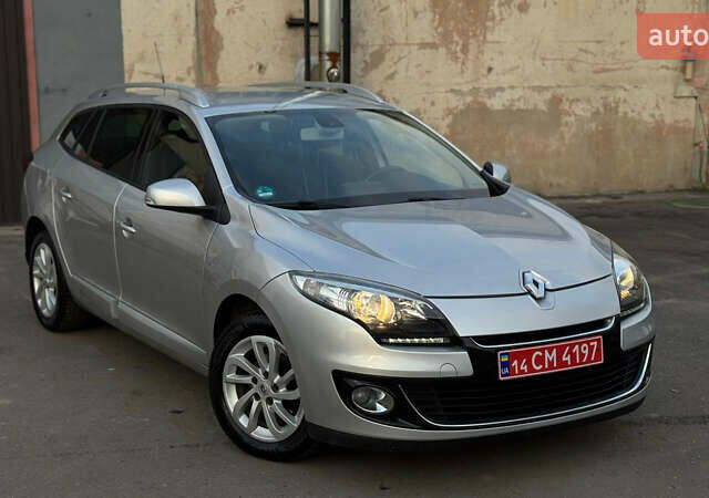 Серый Рено Меган, объемом двигателя 1.5 л и пробегом 215 тыс. км за 7600 $, фото 22 на Automoto.ua