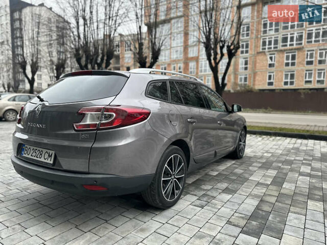 Сірий Рено Меган, об'ємом двигуна 1.46 л та пробігом 293 тис. км за 7800 $, фото 22 на Automoto.ua