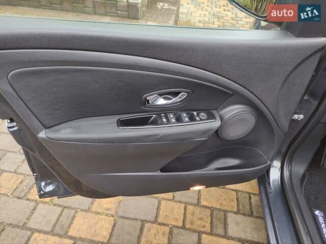 Сірий Рено Меган, об'ємом двигуна 1.5 л та пробігом 271 тис. км за 7450 $, фото 10 на Automoto.ua