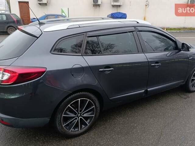 Серый Рено Меган, объемом двигателя 1.46 л и пробегом 237 тыс. км за 8200 $, фото 3 на Automoto.ua