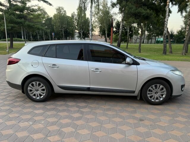 Серый Рено Меган, объемом двигателя 1.5 л и пробегом 225 тыс. км за 6999 $, фото 10 на Automoto.ua