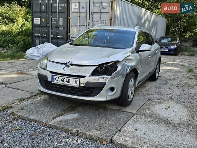 Сірий Рено Меган, об'ємом двигуна 1.46 л та пробігом 170 тис. км за 2900 $, фото 5 на Automoto.ua