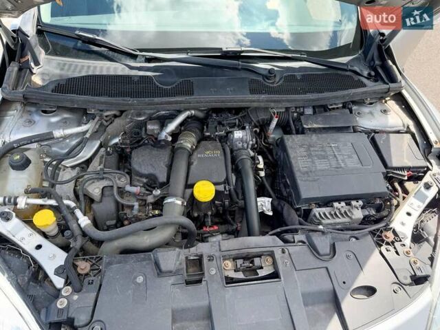 Серый Рено Меган, объемом двигателя 1.46 л и пробегом 262 тыс. км за 6400 $, фото 23 на Automoto.ua