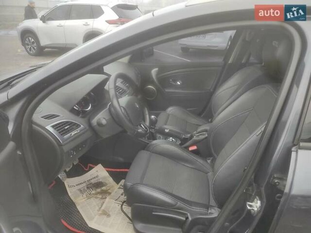 Сірий Рено Меган, об'ємом двигуна 1.46 л та пробігом 214 тис. км за 8800 $, фото 2 на Automoto.ua