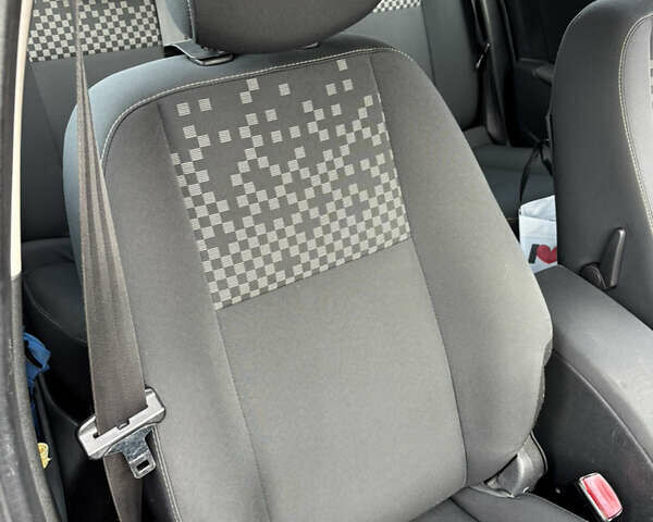 Серый Рено Меган, объемом двигателя 1.46 л и пробегом 298 тыс. км за 7500 $, фото 23 на Automoto.ua