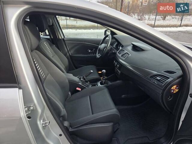 Сірий Рено Меган, об'ємом двигуна 1.5 л та пробігом 212 тис. км за 6900 $, фото 19 на Automoto.ua