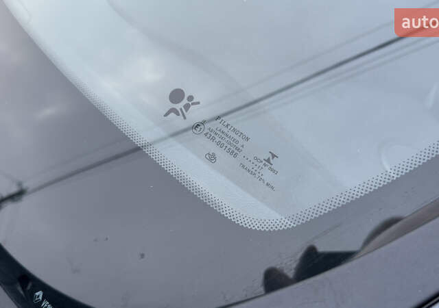 Серый Рено Меган, объемом двигателя 1.46 л и пробегом 183 тыс. км за 8100 $, фото 121 на Automoto.ua