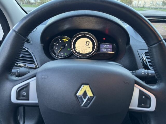 Серый Рено Меган, объемом двигателя 1.5 л и пробегом 253 тыс. км за 8399 $, фото 11 на Automoto.ua