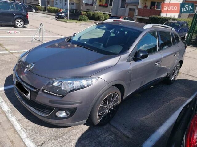 Серый Рено Меган, объемом двигателя 0 л и пробегом 148 тыс. км за 3781 $, фото 1 на Automoto.ua