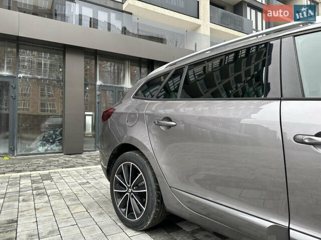 Сірий Рено Меган, об'ємом двигуна 1.46 л та пробігом 293 тис. км за 7800 $, фото 16 на Automoto.ua