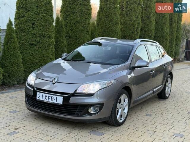 Серый Рено Меган, объемом двигателя 1.5 л и пробегом 270 тыс. км за 7950 $, фото 1 на Automoto.ua