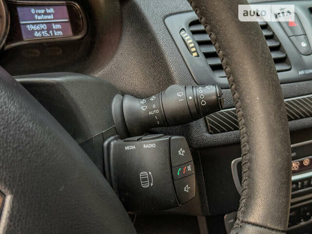 Серый Рено Меган, объемом двигателя 1.5 л и пробегом 190 тыс. км за 8450 $, фото 58 на Automoto.ua