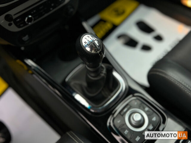 Сірий Рено Меган, об'ємом двигуна 1.5 л та пробігом 233 тис. км за 8550 $, фото 18 на Automoto.ua