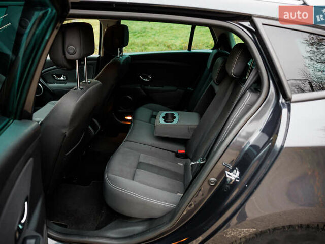 Серый Рено Меган, объемом двигателя 1.46 л и пробегом 189 тыс. км за 7700 $, фото 29 на Automoto.ua