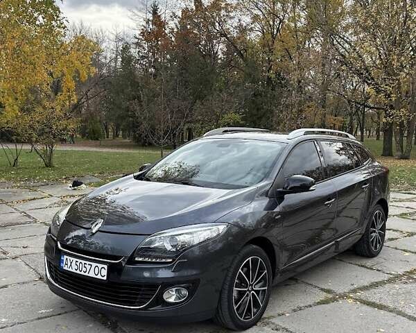 Сірий Рено Меган, об'ємом двигуна 1.46 л та пробігом 215 тис. км за 10300 $, фото 1 на Automoto.ua