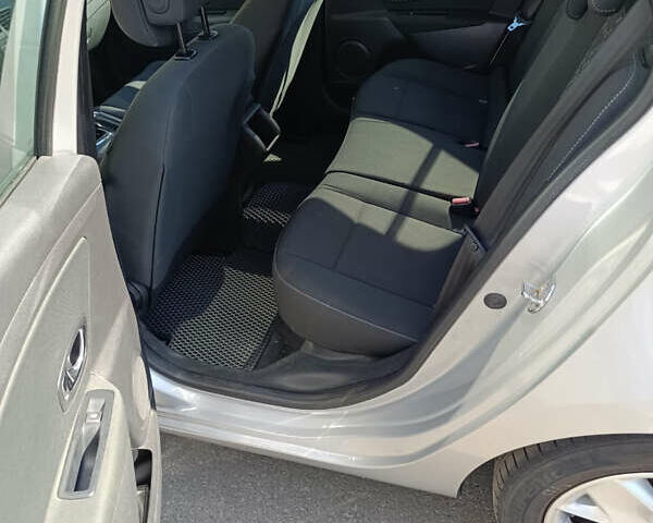 Серый Рено Меган, объемом двигателя 1.46 л и пробегом 230 тыс. км за 6900 $, фото 25 на Automoto.ua