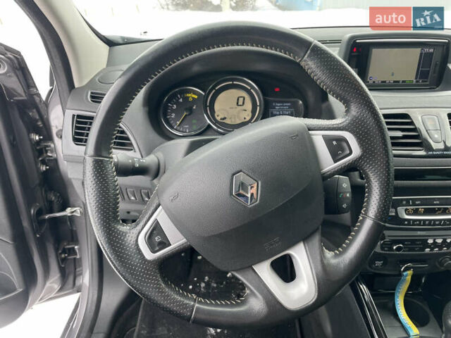 Сірий Рено Меган, об'ємом двигуна 1.46 л та пробігом 281 тис. км за 7990 $, фото 28 на Automoto.ua