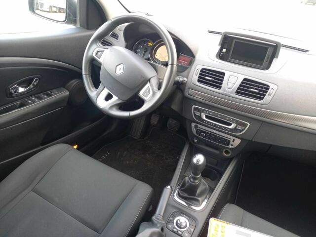 Сірий Рено Меган, об'ємом двигуна 1.5 л та пробігом 191 тис. км за 7950 $, фото 19 на Automoto.ua