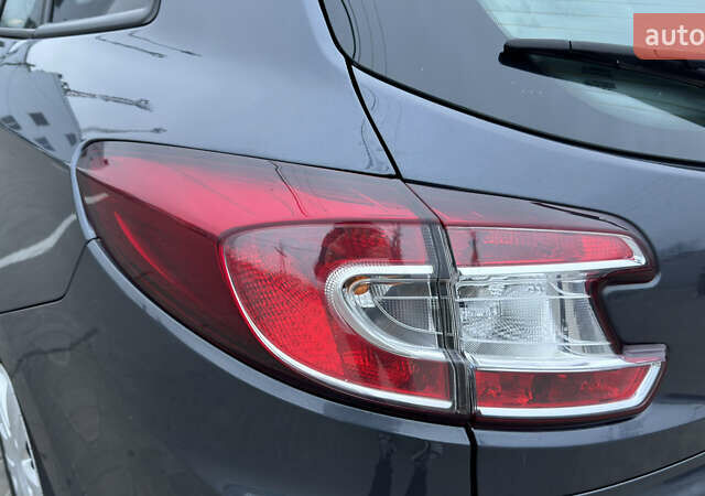 Серый Рено Меган, объемом двигателя 1.46 л и пробегом 183 тыс. км за 8450 $, фото 38 на Automoto.ua